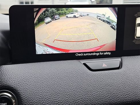 Used 2025 MAZDA CX-70 3.3 Turbo w/ Preferred Package image 19