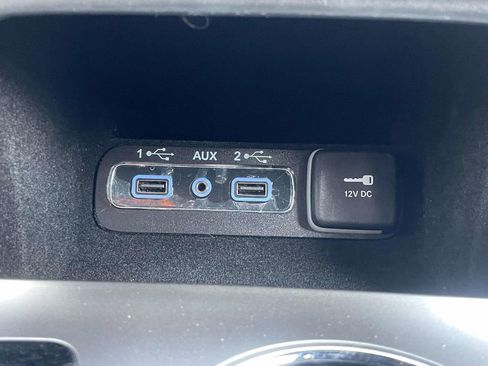 Used 2020 Jeep Grand Cherokee Limited w/ Luxury Group II image 30