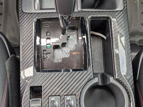 Used 2020 Toyota 4Runner Venture w/ Moonroof Package AWD/4WD image 27
