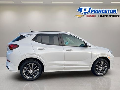 Certified 2022 Buick Encore GX Select w/ Advanced Technology Package image 6