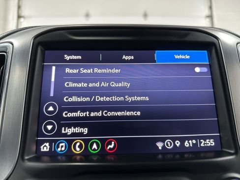 Used 2021 GMC Sierra 1500 SLT w/ SLT Premium Plus Package AWD/4WD image 38