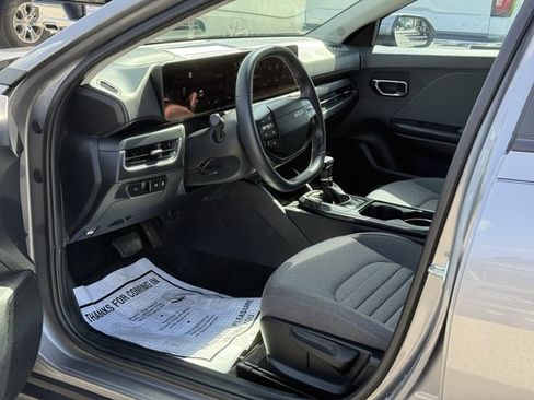 Used 2025 Kia K4 EX FWD image 15