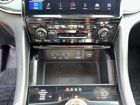 Used 2022 Jeep Grand Cherokee Trailhawk w/ Advanced Protech Group II image 24