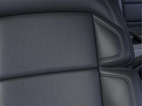 Certified 2025 Lincoln Navigator Reserve AWD/4WD image 31