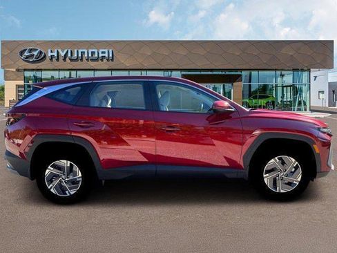 New 2026 Hyundai Tucson Blue SE AWD/4WD image 9