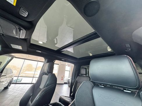 Used 2025 Ford F150 Raptor AWD/4WD image 59