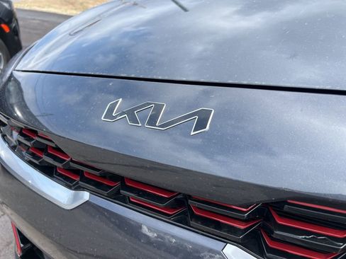 Used 2023 Kia Forte GT-Line w/ GT-Line Premium Package image 11