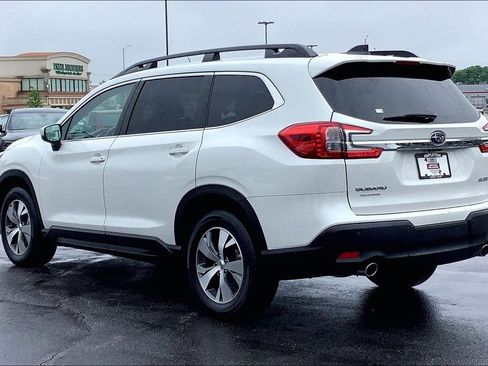 Certified 2025 Subaru Ascent Premium AWD/4WD image 13