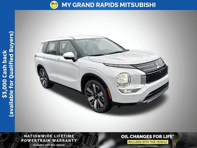 New 2026 Mitsubishi Outlander SE