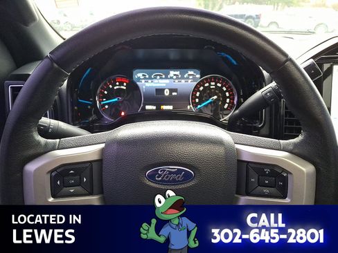 Used 2022 Ford F250 Lariat w/ Black Appearance Package image 37