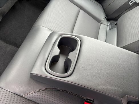 Used 2025 Toyota Camry XLE image 36