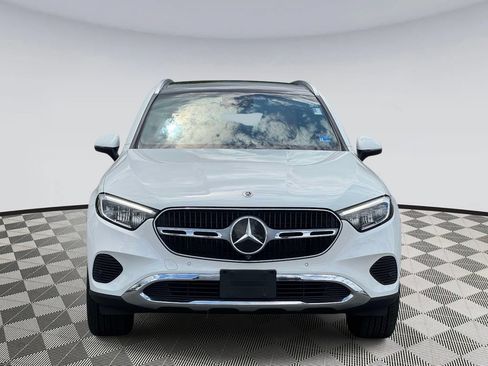 Used 2024 Mercedes-Benz GLC 300 4MATIC image 6