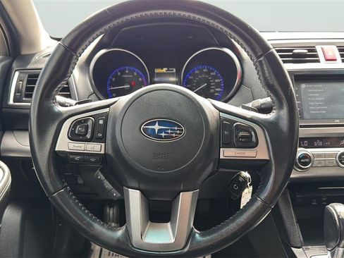 Used 2015 Subaru Legacy 2.5i Premium AWD/4WD image 24