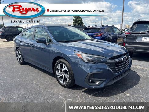 Used 2025 Subaru Legacy Premium AWD/4WD image 1