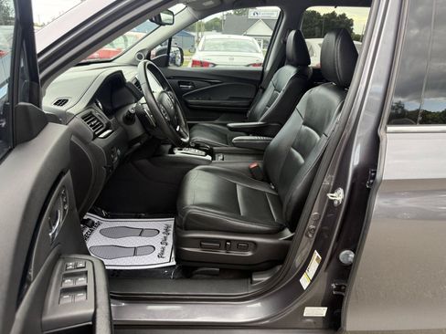Used 2016 Honda Pilot Touring image 9