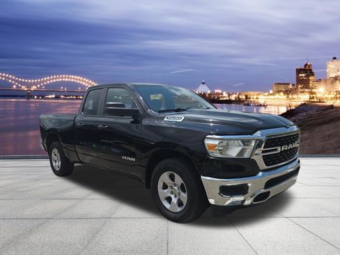 Used 2023 RAM 1500 Big Horn RWD image 4