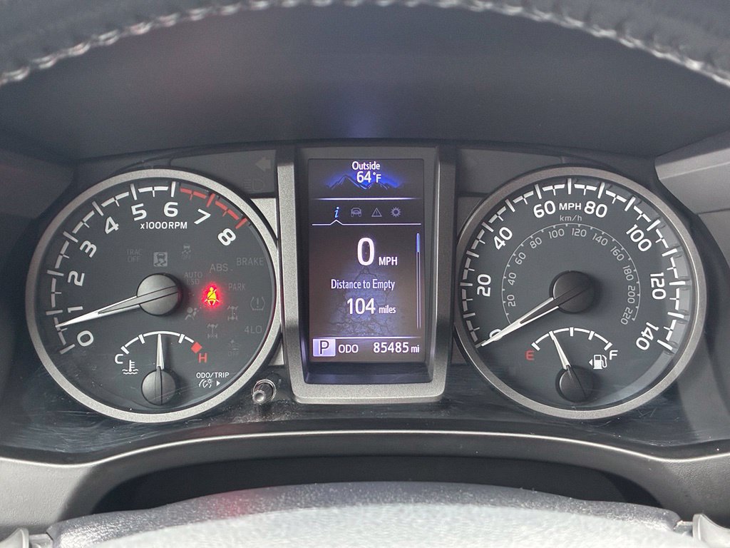 Used 2020 Toyota Tacoma TRD Sport w/ Technology Package AWD/4WD image 19