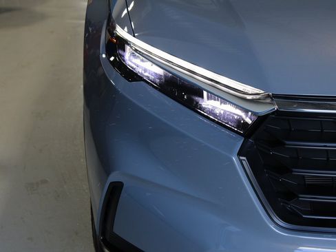 Certified 2026 Honda CR-V LX image 6