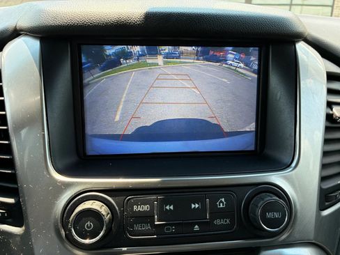 Used 2019 Chevrolet Tahoe 4WD w/ Enhanced Driver Alert Package image 20