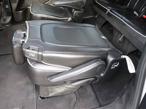 Used 2026 Chrysler Pacifica Limited FWD image 31