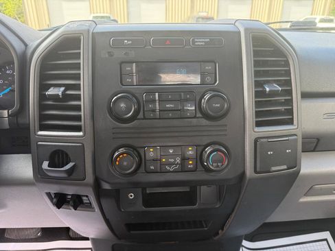 Used 2019 Ford F250 XL w/ Power Equipment Group image 11