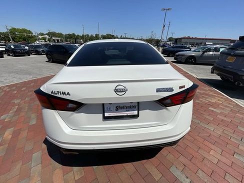 Used 2024 Nissan Altima 2.5 SR FWD image 30
