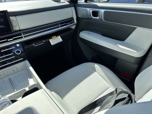New 2026 Hyundai Santa Fe SE image 6