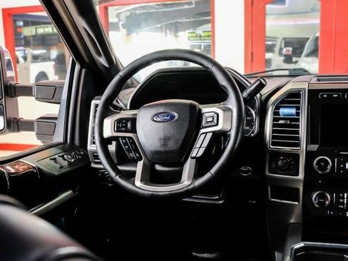 Used 2017 Ford F250 Platinum w/ Platinum Ultimate Package image 17