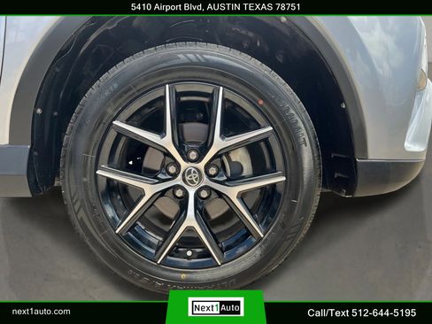 Used 2018 Toyota RAV4 SE w/ Power Extra Value Package FWD image 39