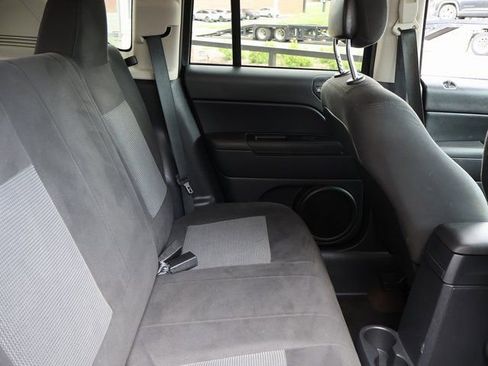 Used 2015 Jeep Compass Sport w/ Power Value Group FWD image 12