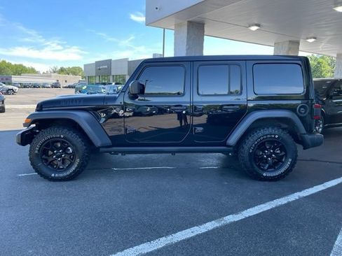 Used 2023 Jeep Wrangler Unlimited Sport AWD/4WD image 8