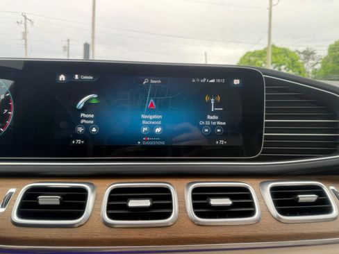 Used 2021 Mercedes-Benz GLS 450 4MATIC image 15