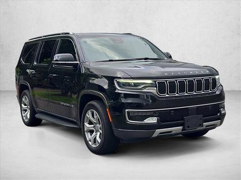 Used 2022 Jeep Wagoneer Series II RWD image 3