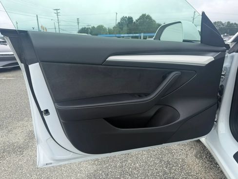 Used 2023 Tesla Model 3 Standard Range RWD image 43