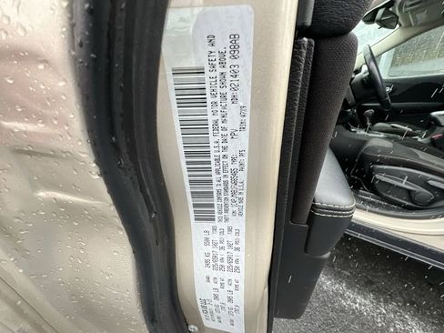 Used 2015 Jeep Cherokee Sport w/ Cold Weather Group image 33