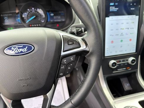 Used 2024 Ford Edge SEL w/ Convenience Package AWD/4WD image 36