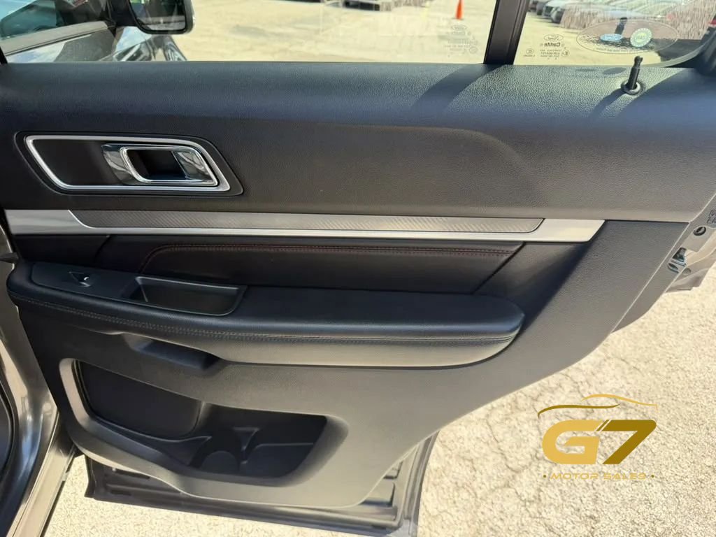 Used 2016 Ford Explorer Sport w/ Equipment Group 401A AWD/4WD image 18