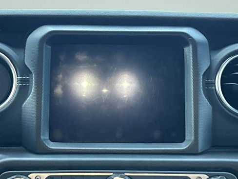 Used 2022 Jeep Wrangler Unlimited Sahara w/ LED Lighting Group image 35