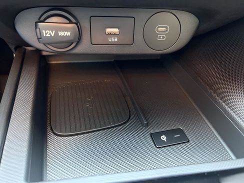 Used 2025 Hyundai Elantra Sport image 22