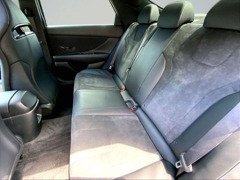 Used 2025 Hyundai Elantra N FWD image 31