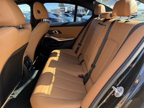 Used 2025 BMW 330i Sedan image 25