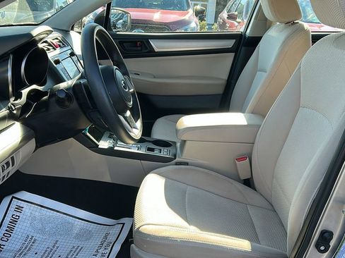 Used 2018 Subaru Outback 2.5i image 11