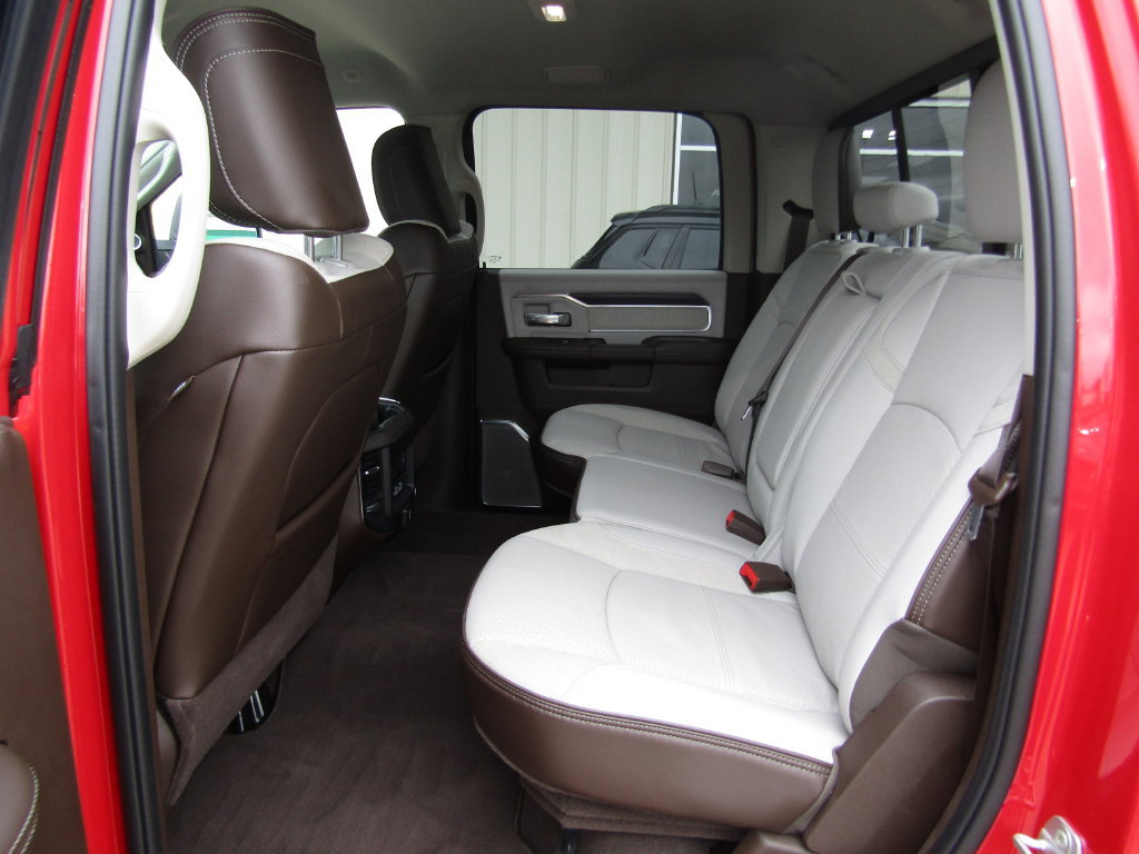Used 2026 RAM 2500 Laramie AWD/4WD image 36