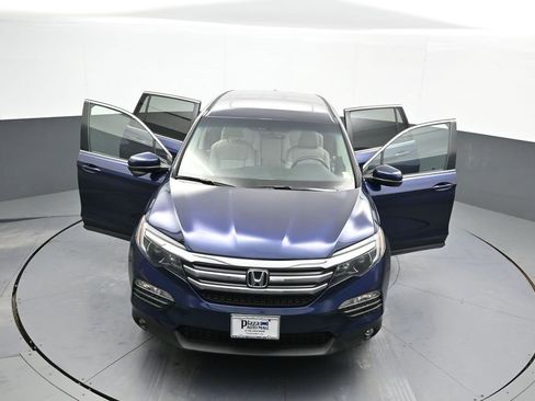 Certified 2017 Honda Pilot EX-L image 48
