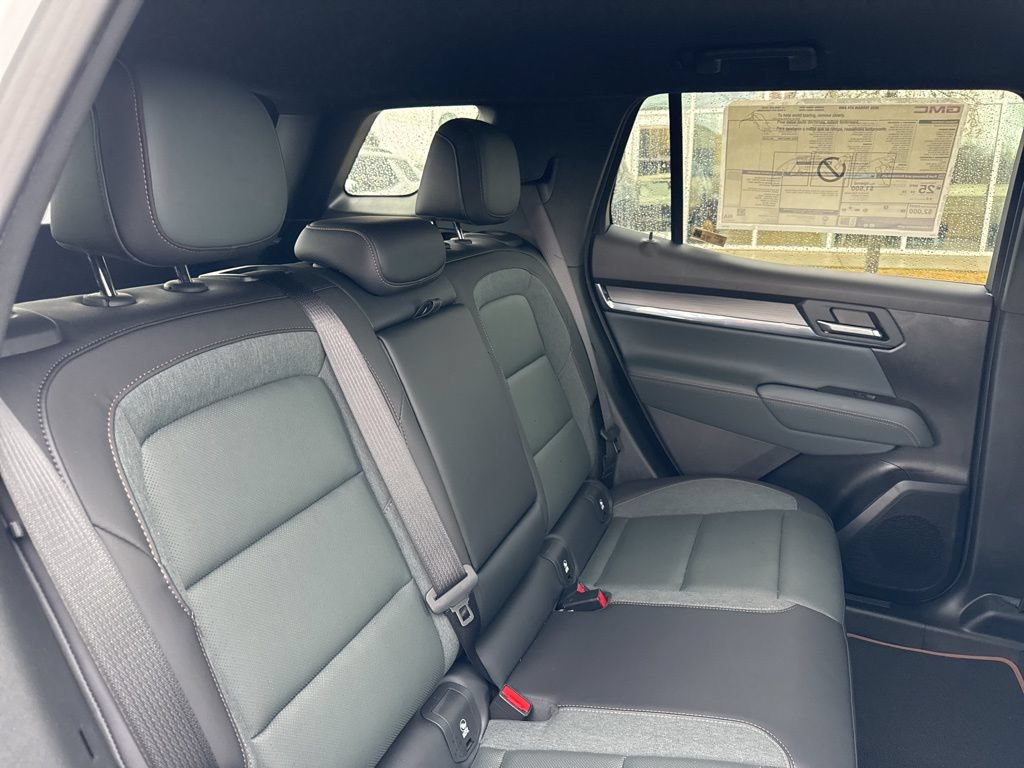 New 2026 GMC Terrain AT4 AWD/4WD image 26