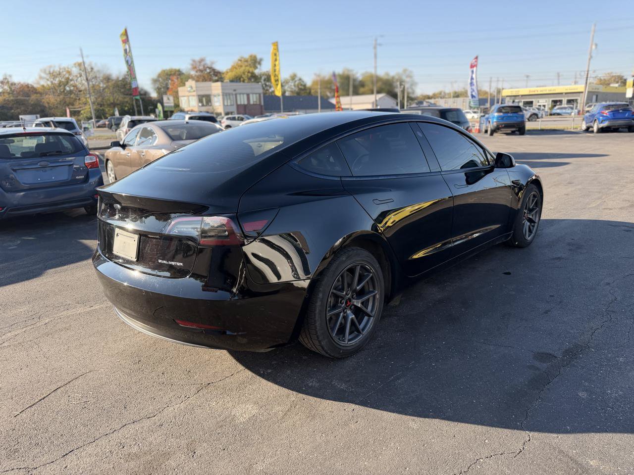 Used 2022 Tesla Model 3 Long Range AWD/4WD image 7