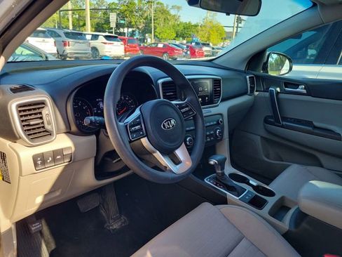 Used 2020 Kia Sportage LX w/ LX Popular Package FWD image 12