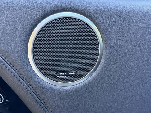 Used 2018 Land Rover Range Rover HSE image 22