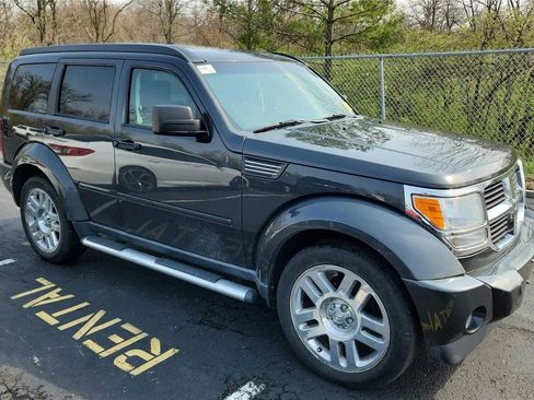Used 2010 Dodge Nitro SE w/ Popular Equipment Group image 2