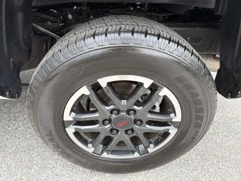 Used 2024 Toyota Tacoma TRD Sport RWD image 29